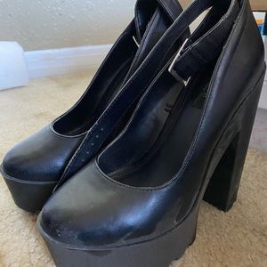 chunky heels